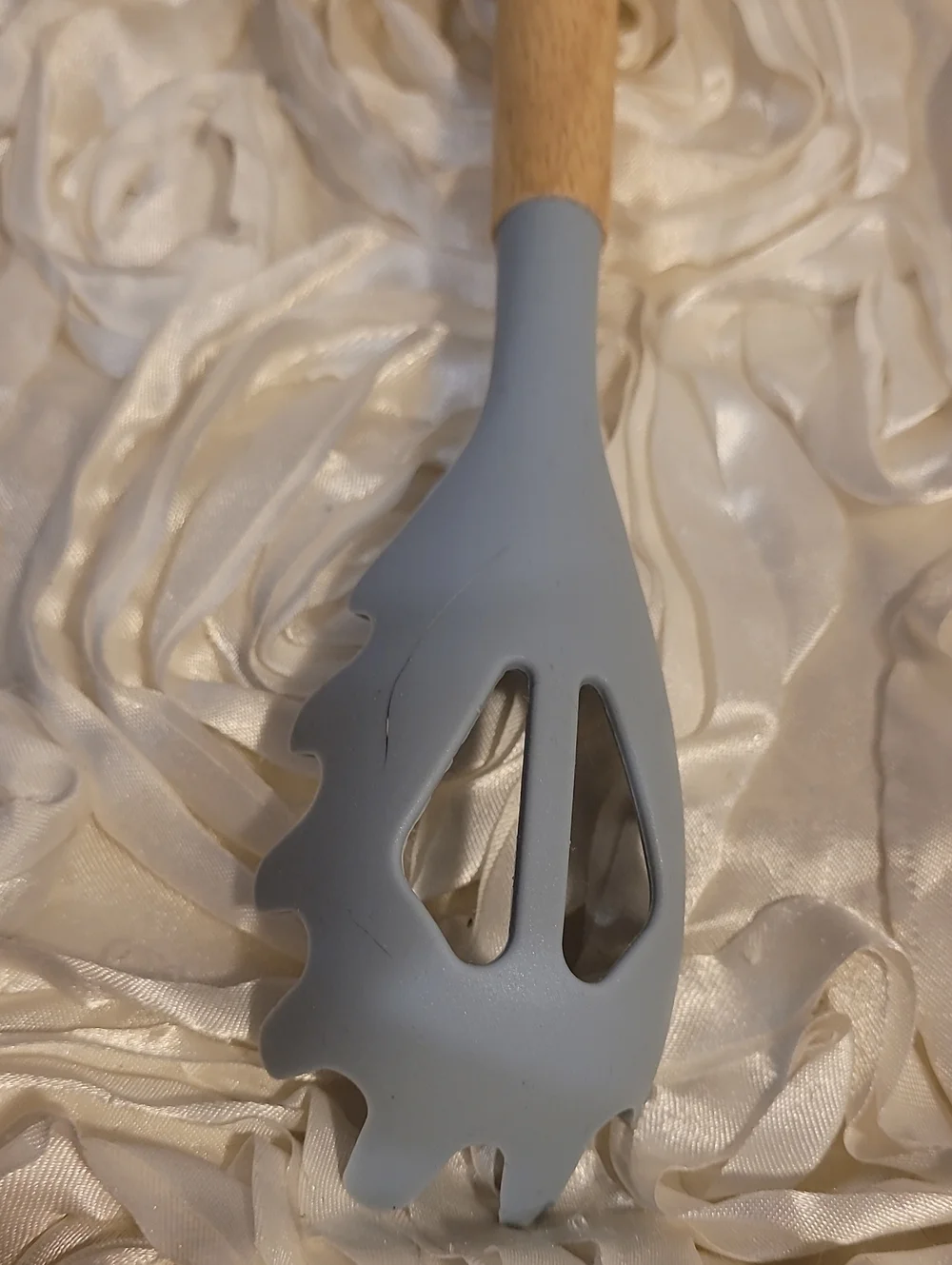 Gibson Hime Kitchen Utensils Set - Pasta Server / Silicone Brush